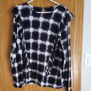 Elegant Checkered Ruffle Blouse